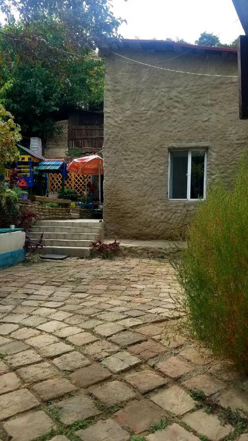 Nata Host Old Tbilisi Appartement Buitenkant foto