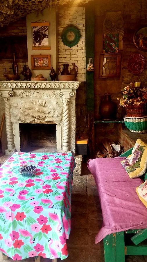 Nata Host Old Tbilisi Appartement Buitenkant foto